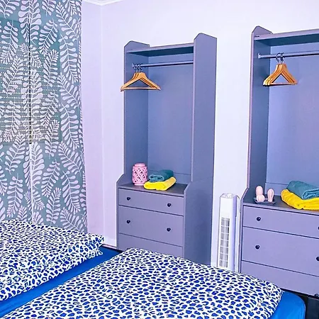 Casa-yelena-direkt-am-meer-mit-grossem-pool דירה *